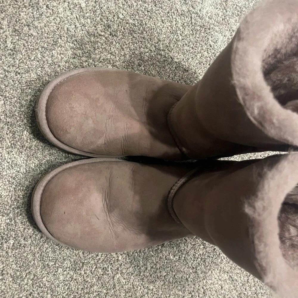 UGG Bailey Bow II Midi Shimmer Dusk shearling boots size women 9 GUC pink taupe
